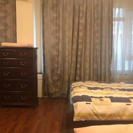 Main Street Apartment *